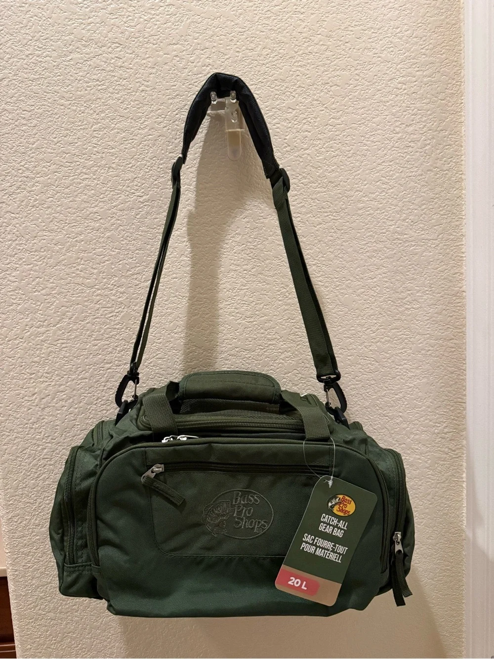 Bass Pro Shops Catch-All Bag 20L NWT Green Travel Utility Duffle